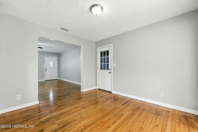 $275,000 | 6552 Shady Oak Drive, Jacksonville, FL 32277