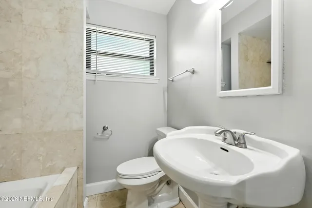 $275,000 | 6552 Shady Oak Drive, Jacksonville, FL 32277