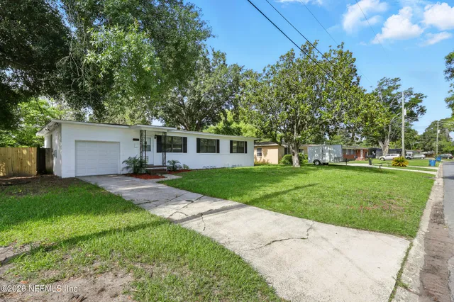 $275,000 | 6552 Shady Oak Drive, Jacksonville, FL 32277