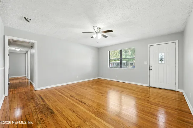 $275,000 | 6552 Shady Oak Drive, Jacksonville, FL 32277