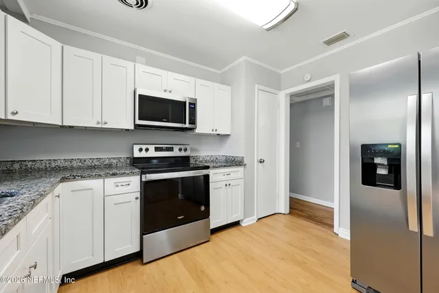 $275,000 | 6552 Shady Oak Drive, Jacksonville, FL 32277