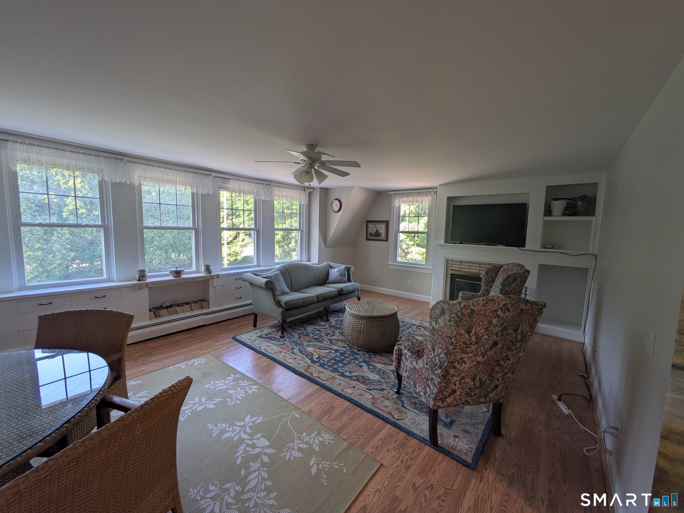 38 Lords Hill Road, Unit 6 Stonington, CT 06378 - Photo 3 of 15