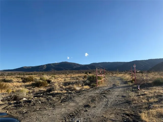 $250,000 | 28401 E 263rd Street East, Llano, CA 93544