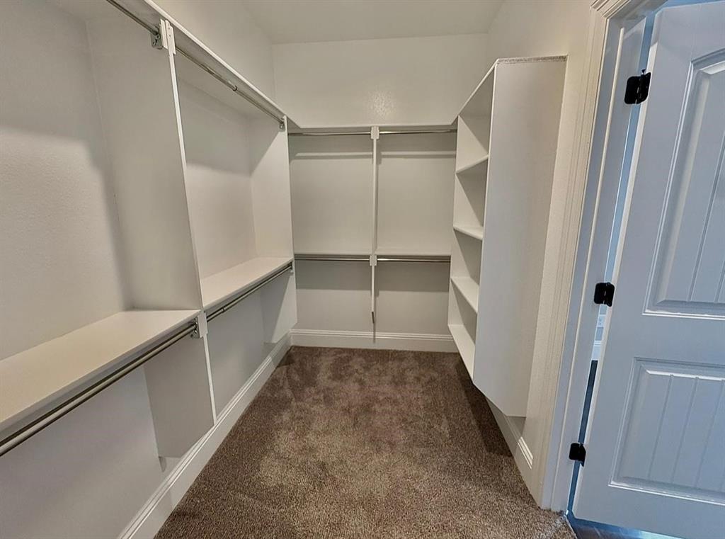 722 Clements Avenue Van Alstyne, TX 75495 - Photo 10 of 17