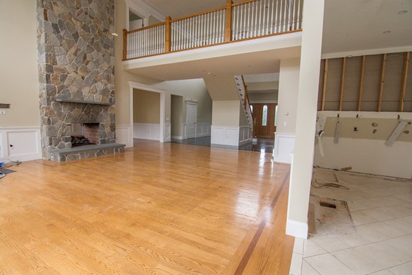 68 Coppermine Road Topsfield, MA 01983 - Photo 24 of 30 view of hall way with furniture