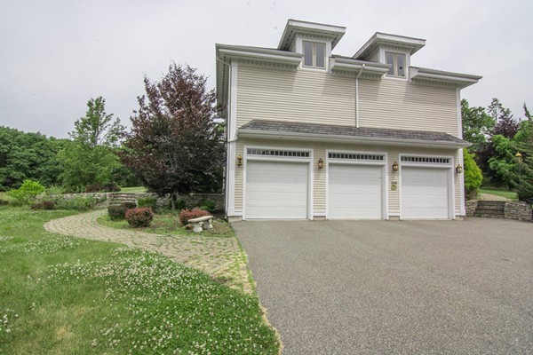 68 Coppermine Road Topsfield, MA 01983 - Photo 4 of 30 front view of a house with a yard
