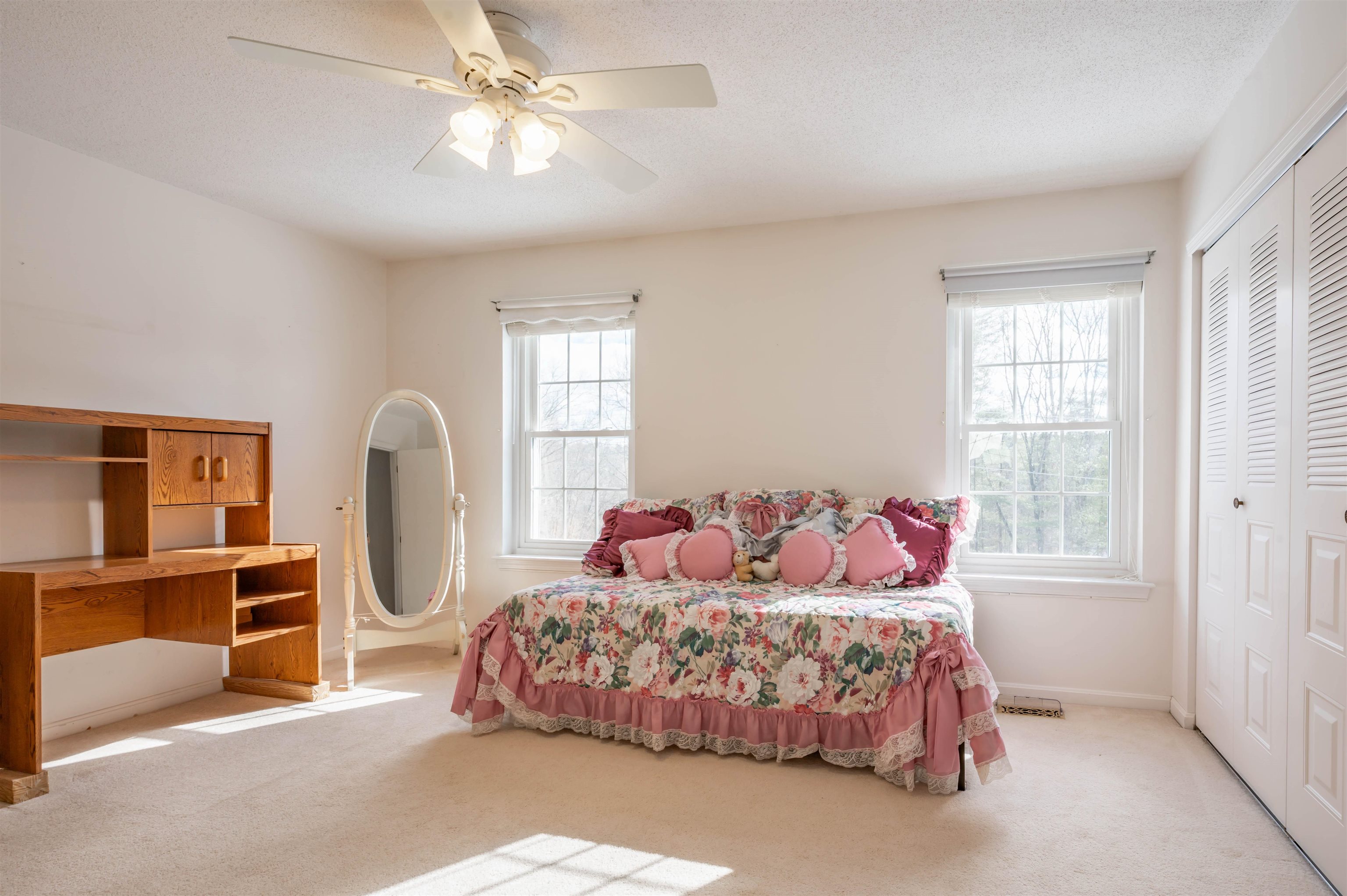 35 Middlesex Road Merrimack, NH 03054 - Photo 18 of 26