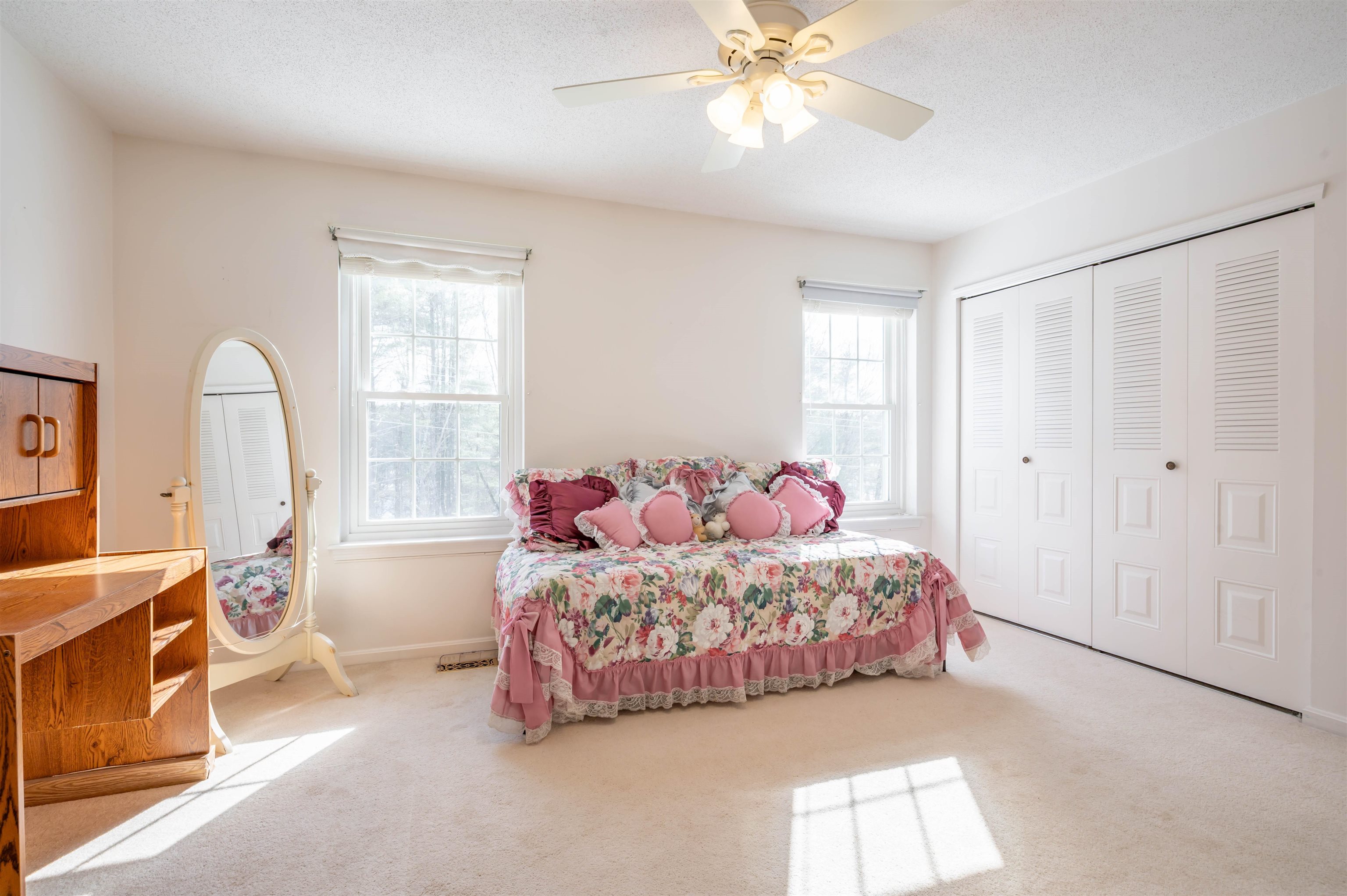 35 Middlesex Road Merrimack, NH 03054 - Photo 19 of 26