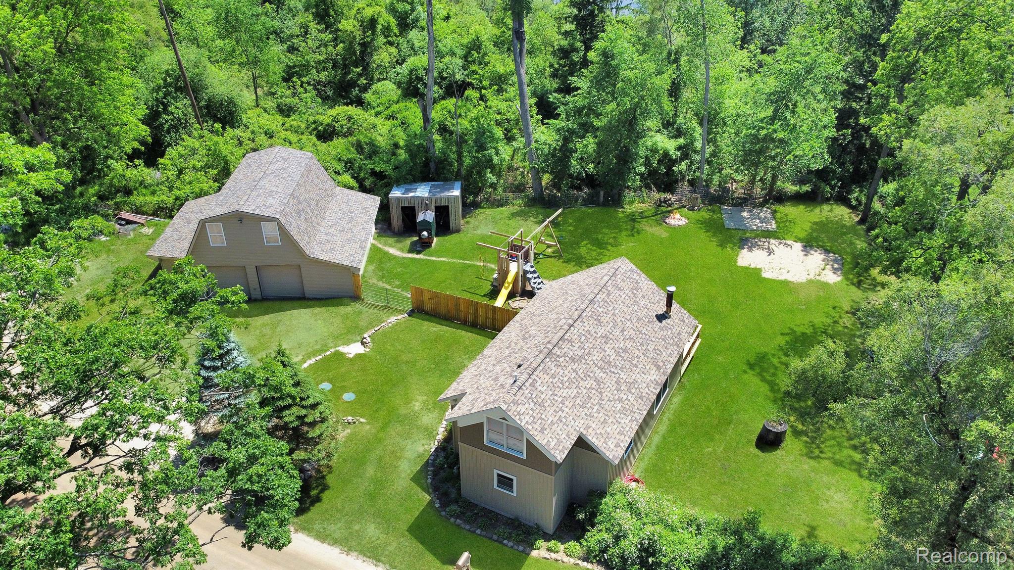 4408 Quick Road Holly, MI 48442 - Photo 1 of 38 Gallery Image 1
