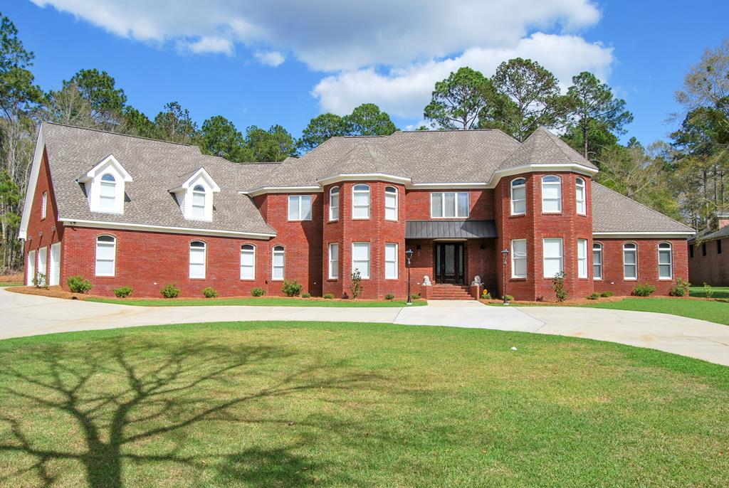 39 Hampton Way Dothan, AL 36305 - Photo 1 of 1 Main View