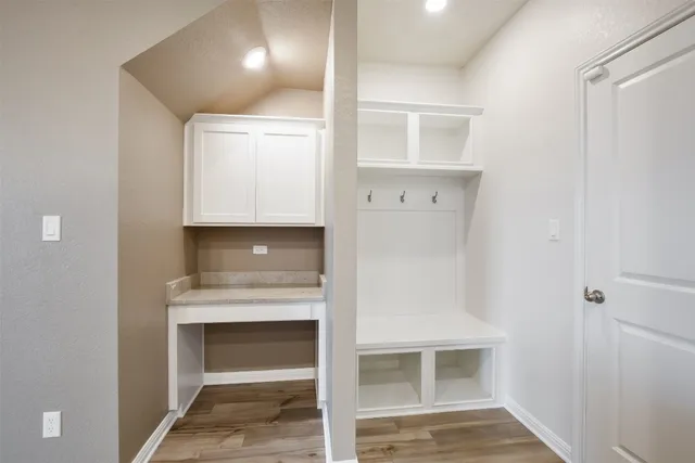 a view of an empty walk in closet