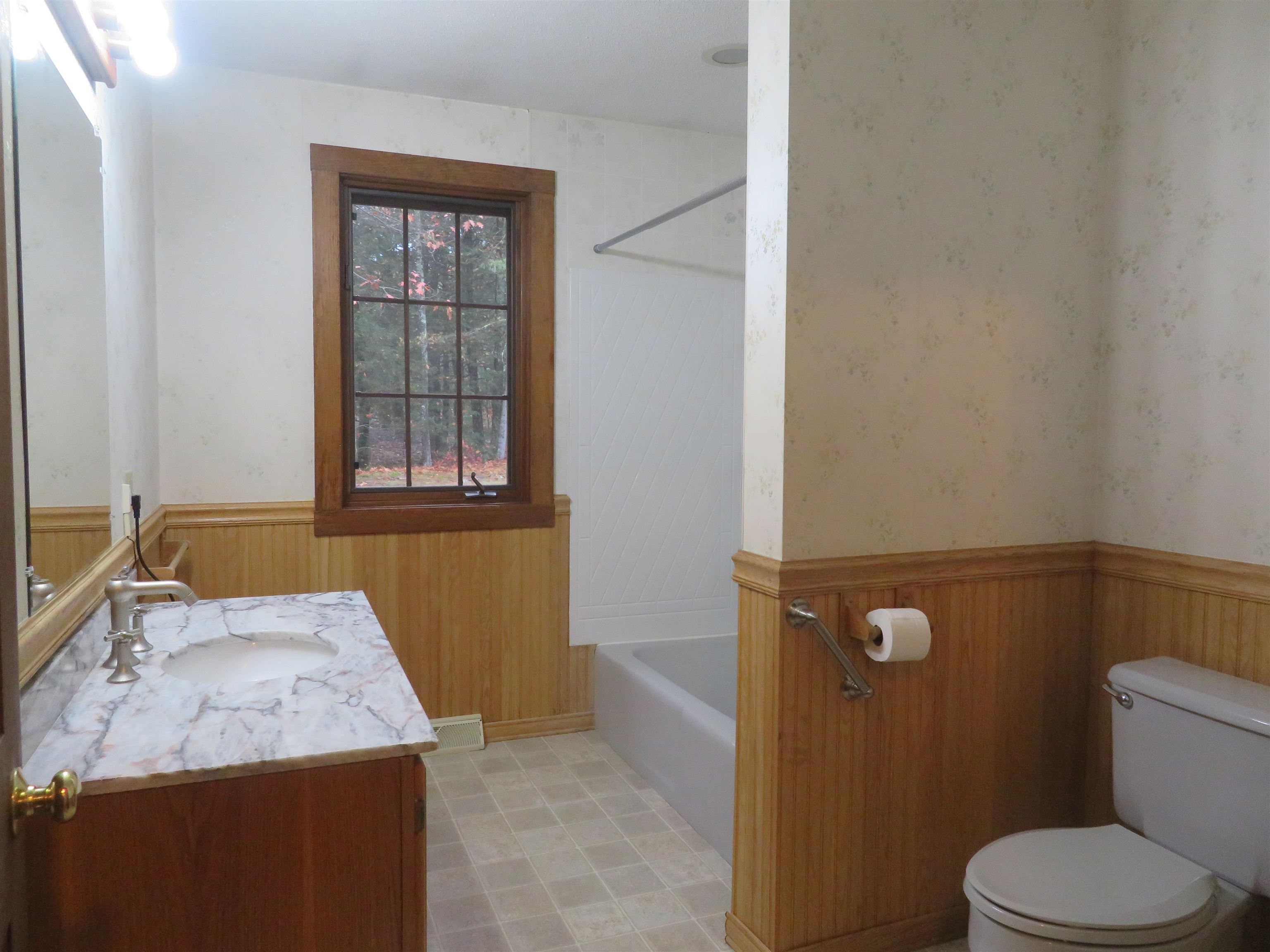 83 Old Center Road Deerfield, NH 03037 - Photo 22 of 40