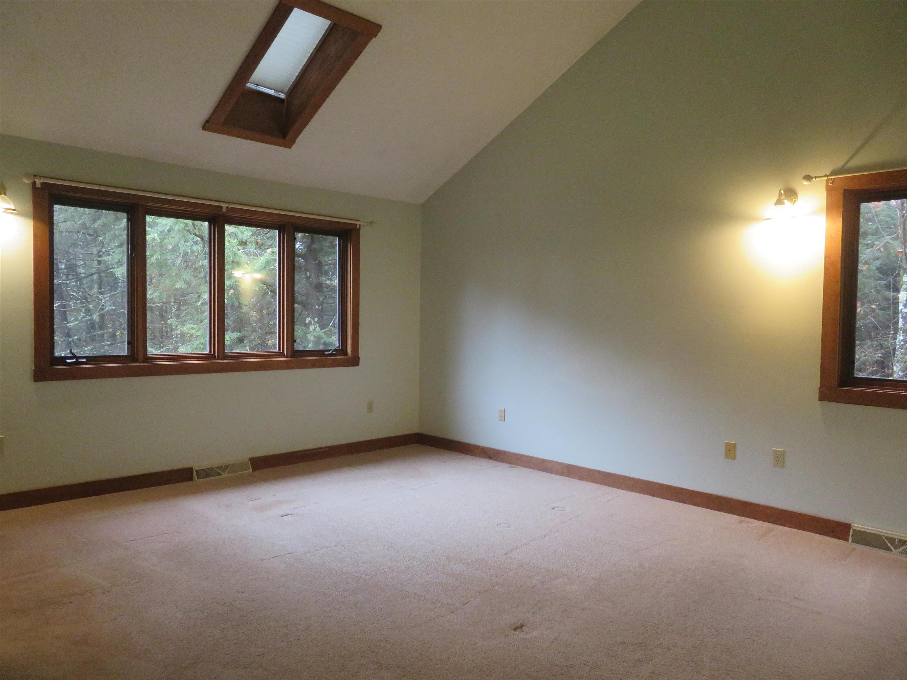 83 Old Center Road Deerfield, NH 03037 - Photo 26 of 40