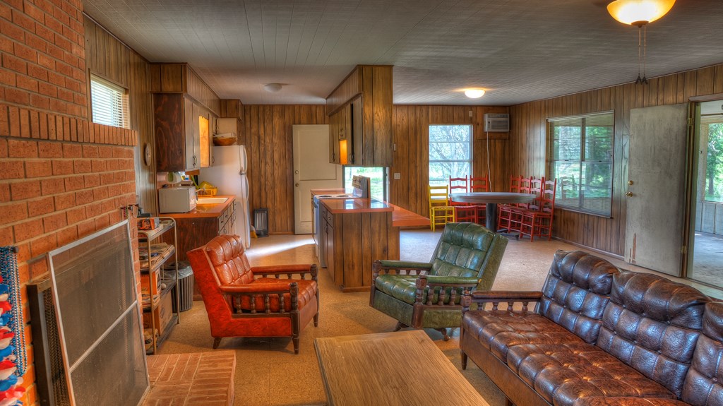 154 Weston Road Leakey, TX 78873 - Photo 16 of 37