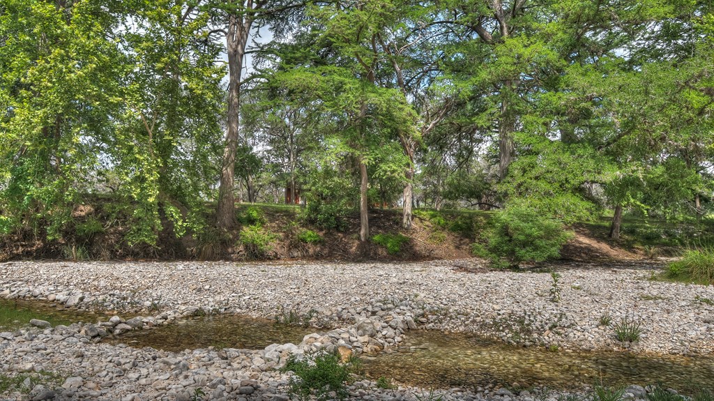 154 Weston Road Leakey, TX 78873 - Photo 26 of 37