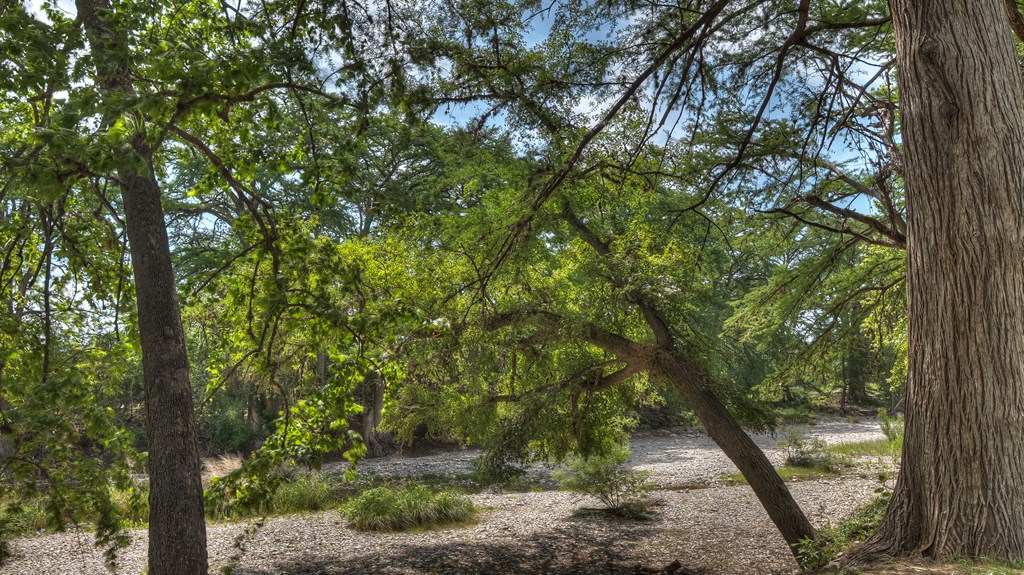 154 Weston Road Leakey, TX 78873 - Photo 31 of 37