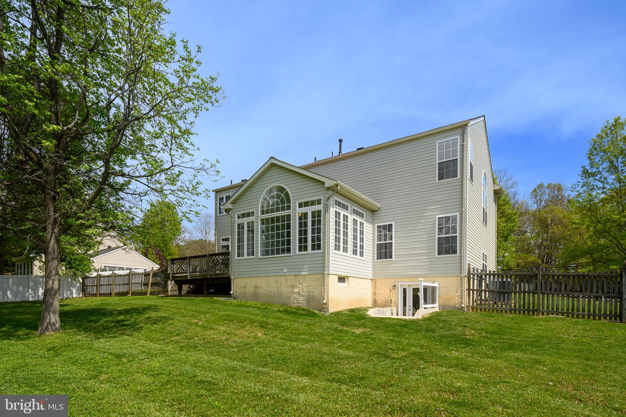 456 North Patuxent Road Odenton, MD 21113 - Photo 40 of 44 a front view of a house with a garden