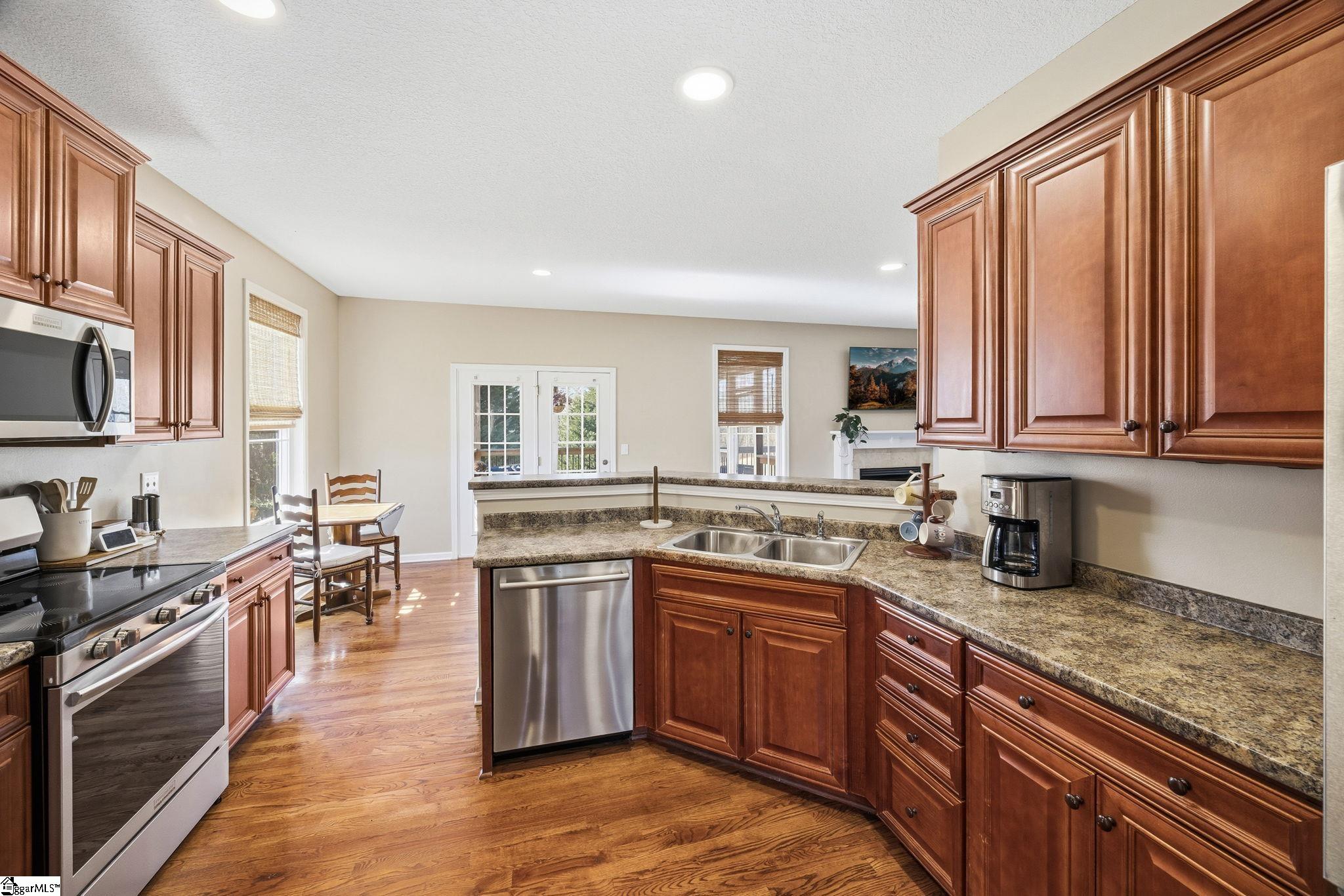2 Paris Road Taylors, SC 29687 - Photo 14 of 50