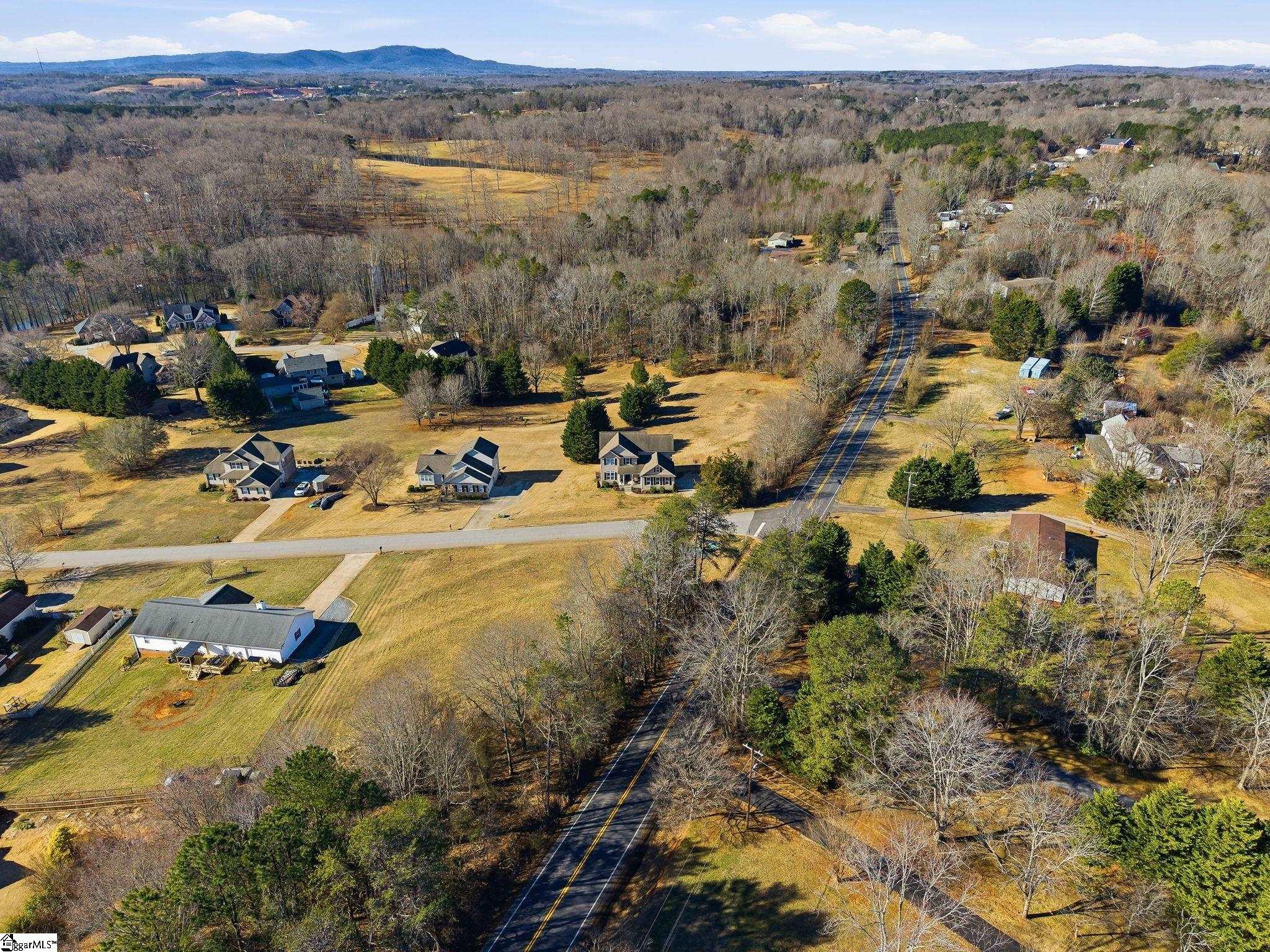 2 Paris Road Taylors, SC 29687 - Photo 3 of 50