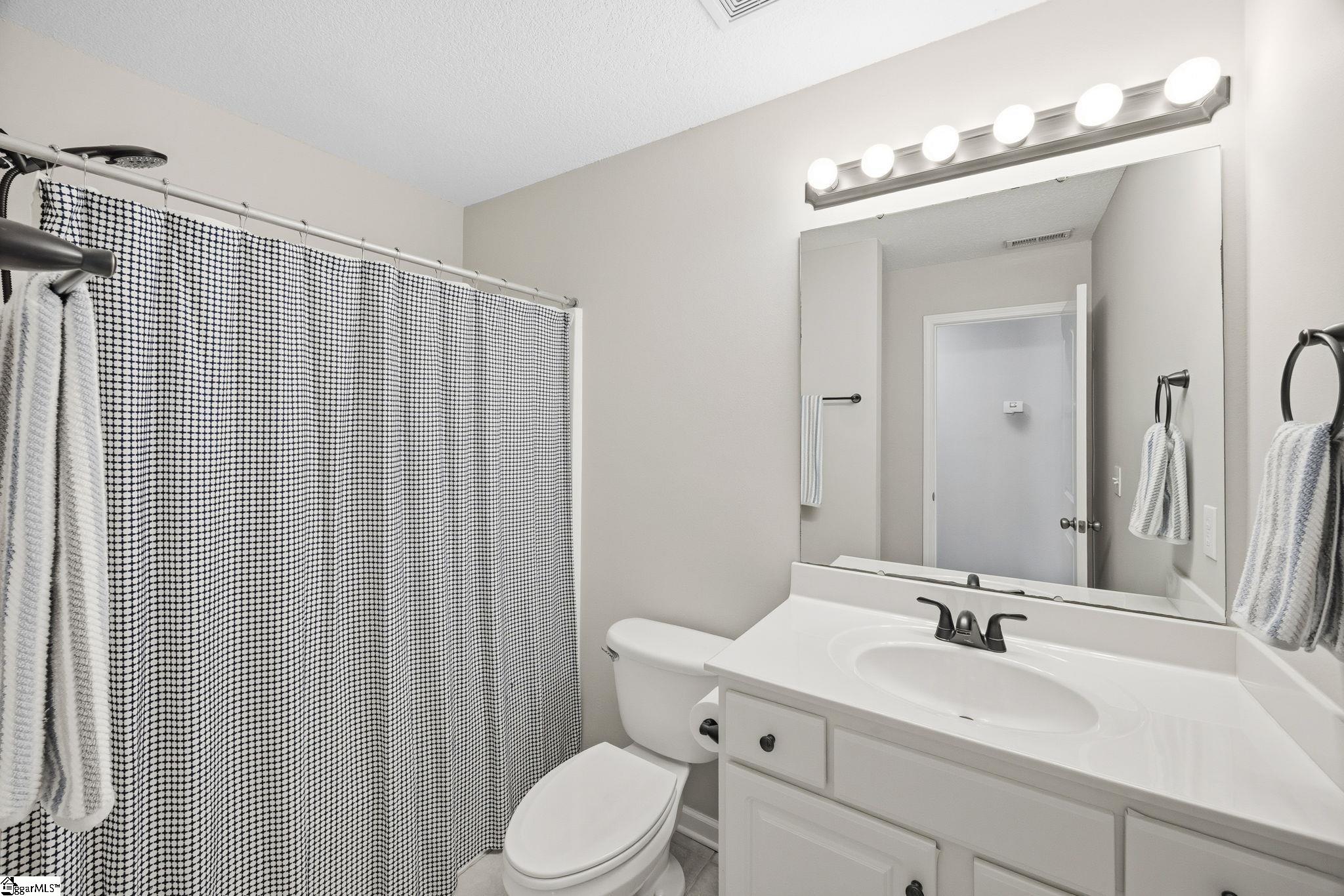 2 Paris Road Taylors, SC 29687 - Photo 33 of 50