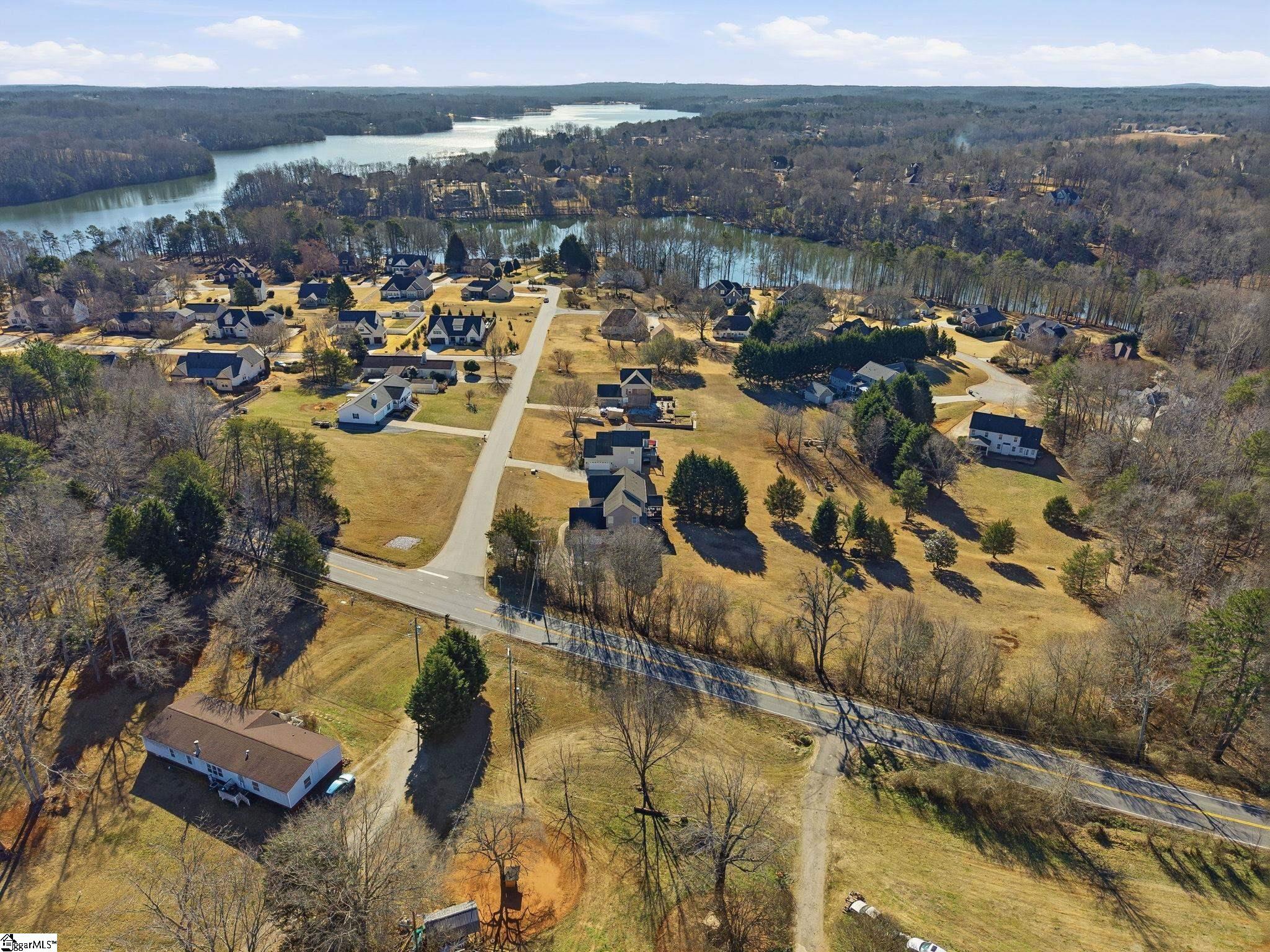 2 Paris Road Taylors, SC 29687 - Photo 4 of 50