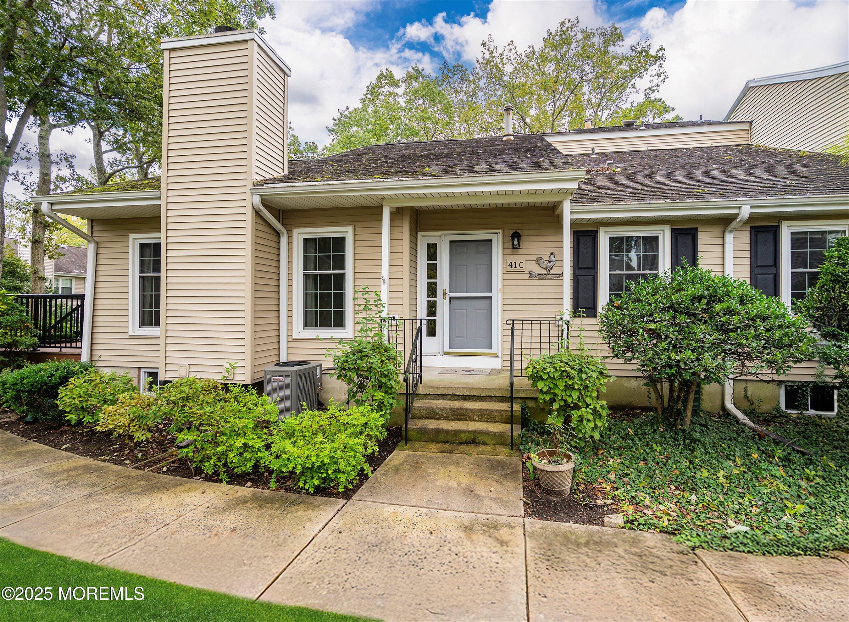 41 Poplar Court, Unit C Brielle, NJ 08730 - Photo 1 of 32 02-Front