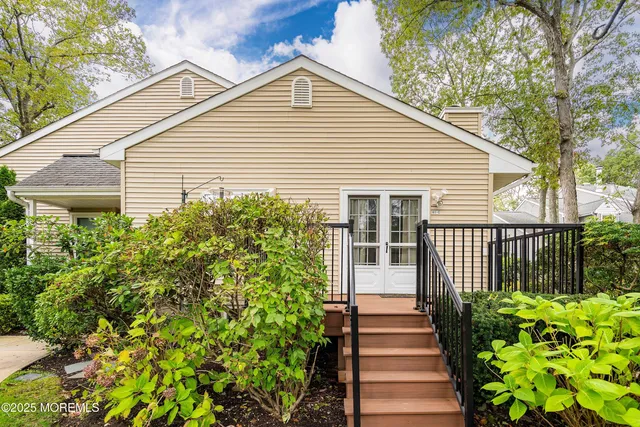 $599,000 | 41 Poplar Court, Unit C, Brielle, NJ 08730