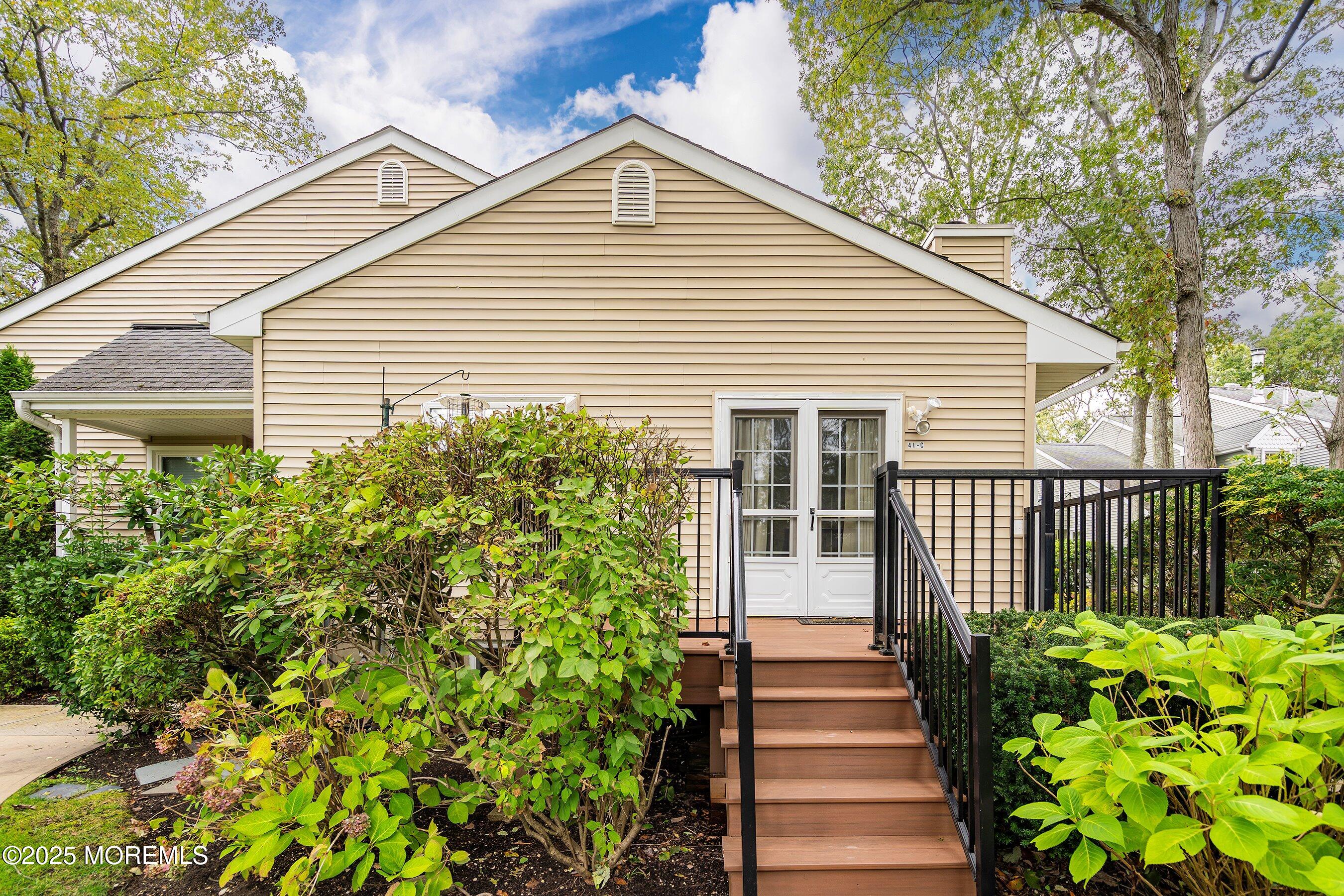 41 Poplar Court, Unit C Brielle, NJ 08730 - Photo 23 of 32 23-Side Entrance