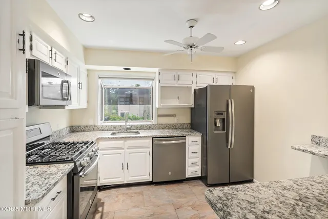 $599,000 | 41 Poplar Court, Unit C, Brielle, NJ 08730