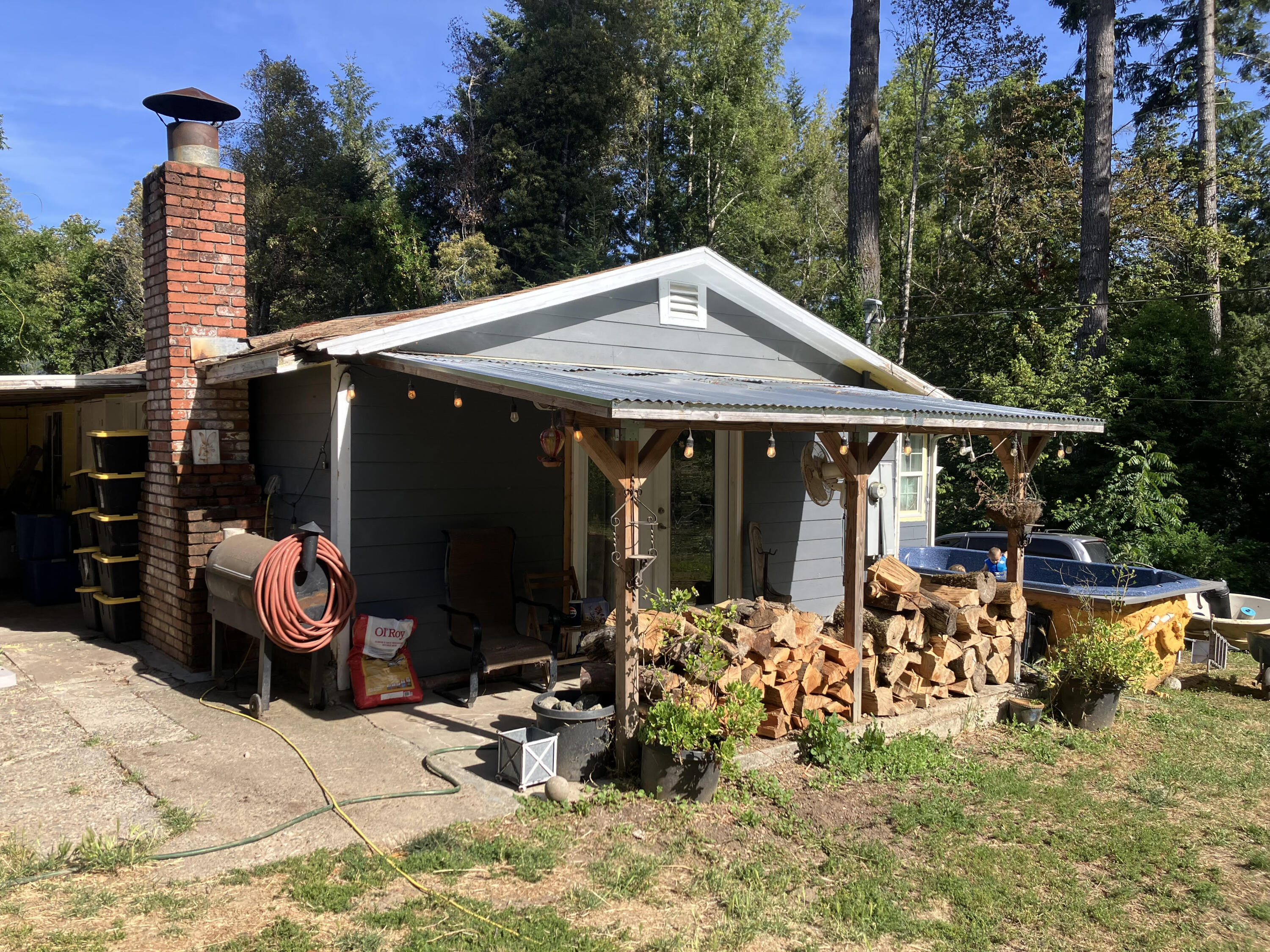 289 Colony Road Myers Flat, CA 95554 - Photo 1 of 6