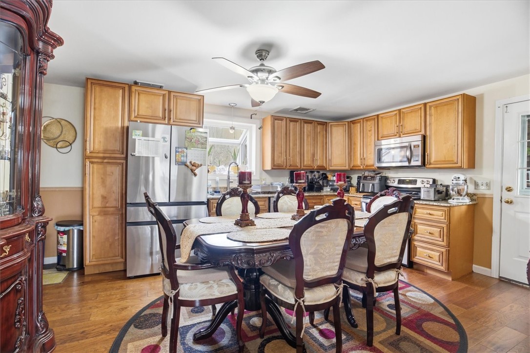 554 Joslin Road Burrillville, RI 02830 - Photo 8 of 42