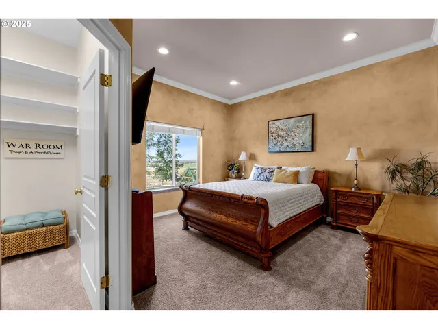 $1,295,000 | 3760 Highway 97, Madras, OR 97741