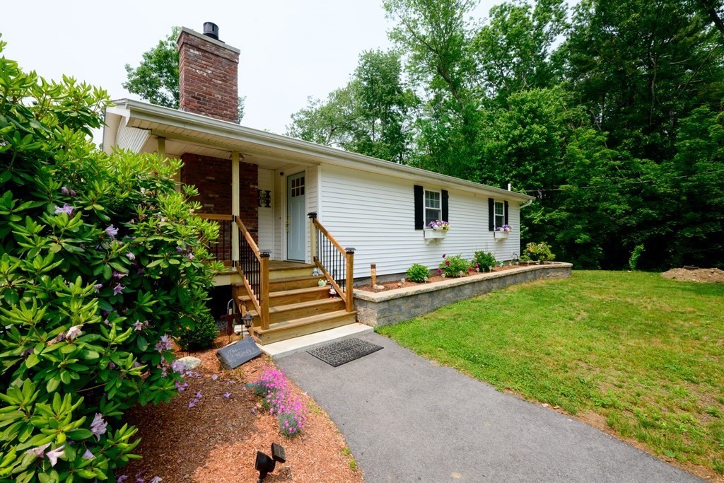 462 Goldthwaite Road Northbridge, MA 01588 - Photo 5 of 40 a view of a house with backyard and sitting area