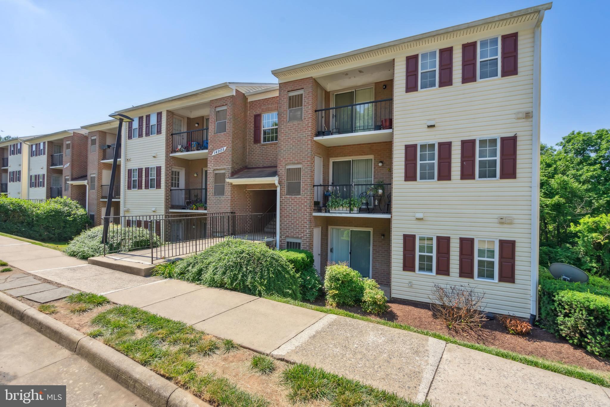 14905 Rydell Road, Unit 104 Centreville, VA 20121 - Photo 1 of 19 Gallery Image 1