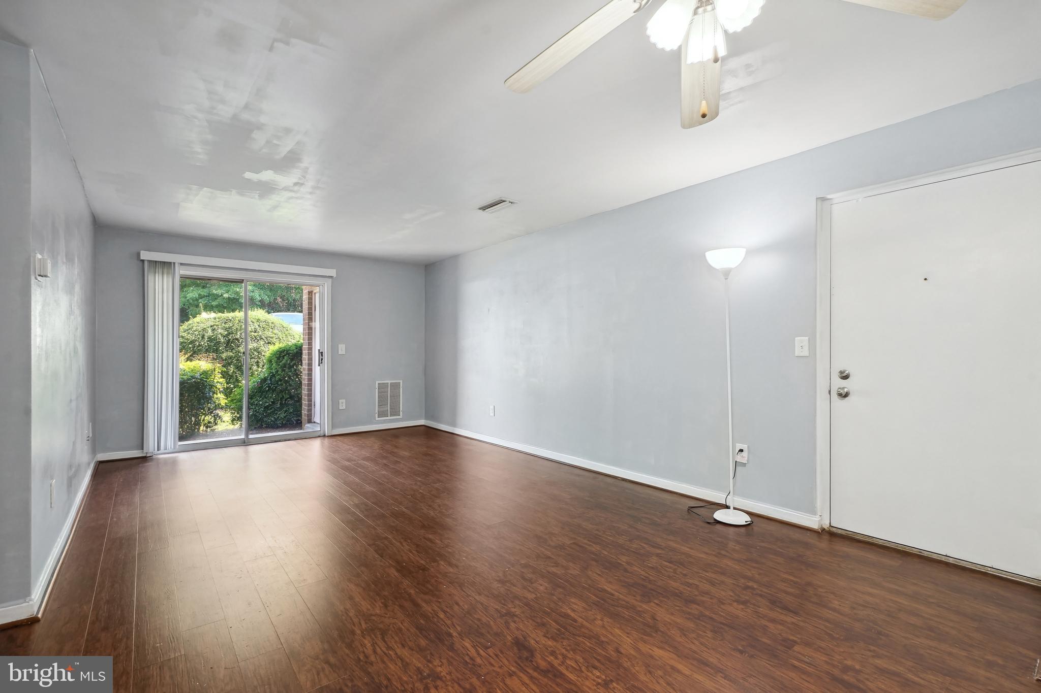 14905 Rydell Road, Unit 104 Centreville, VA 20121 - Photo 2 of 19 Gallery Image 2