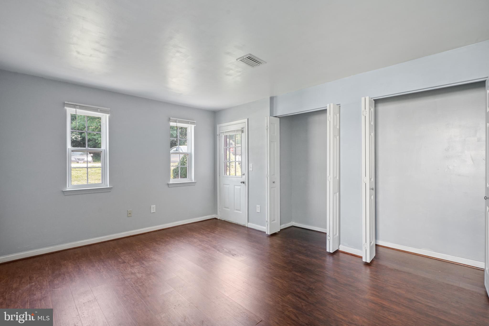 14905 Rydell Road, Unit 104 Centreville, VA 20121 - Photo 7 of 19 Gallery Image 7