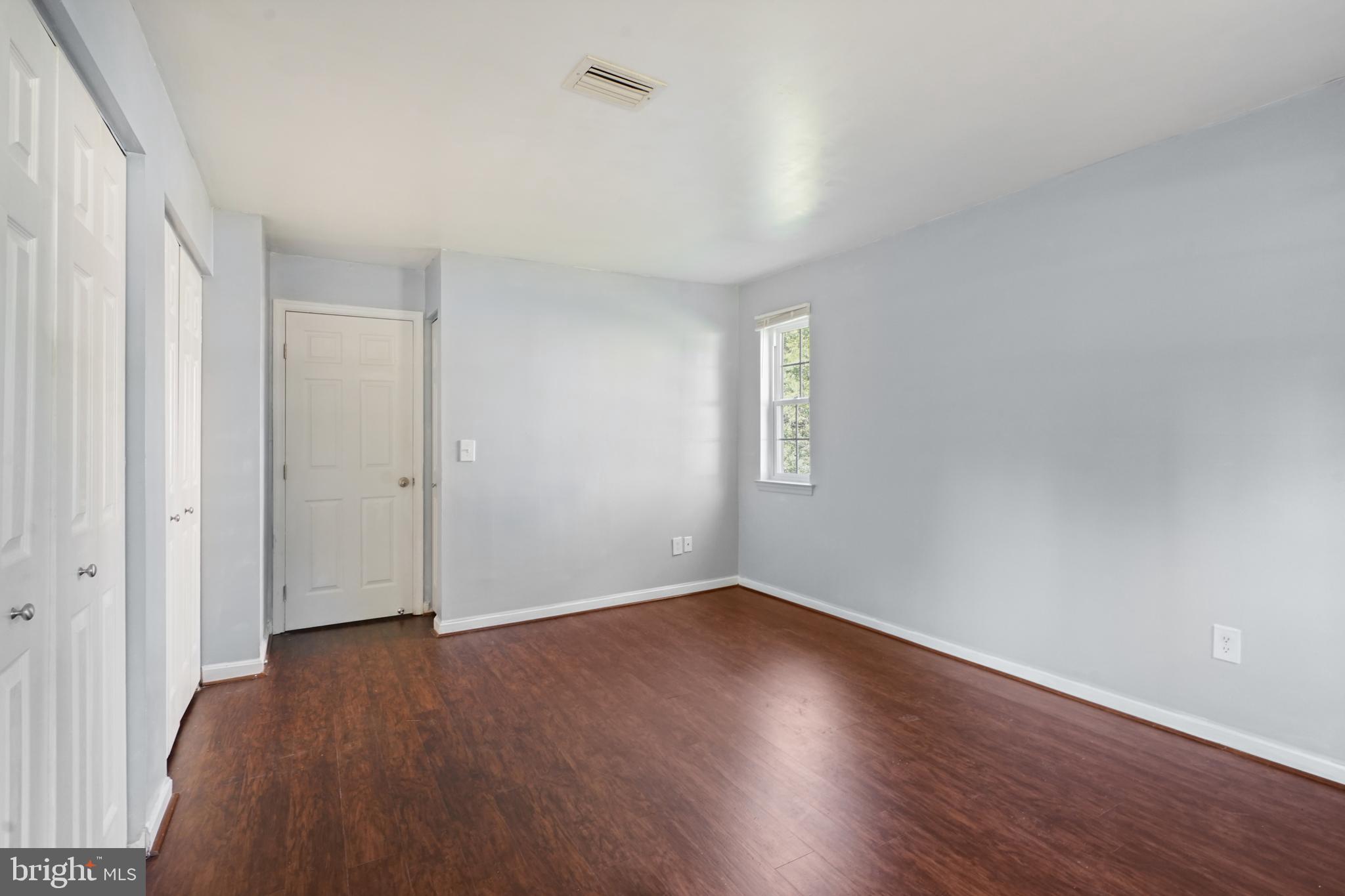 14905 Rydell Road, Unit 104 Centreville, VA 20121 - Photo 8 of 19 Gallery Image 8