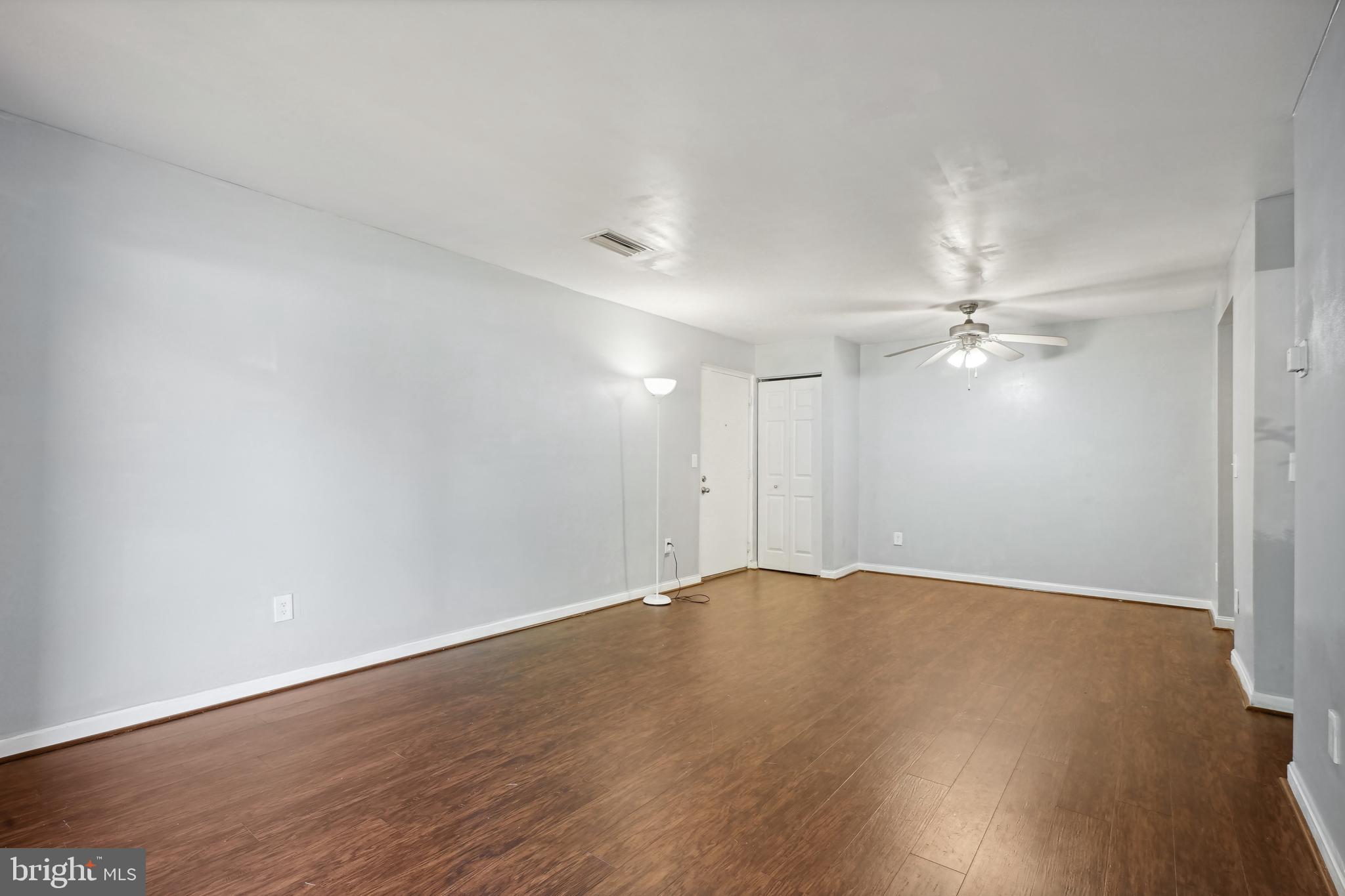 14905 Rydell Road, Unit 104 Centreville, VA 20121 - Photo 10 of 19 Gallery Image 10