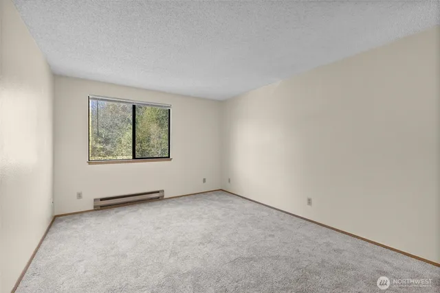 $320,000 | 1239 Southwest 132nd Lane, Unit 822, Burien, WA 98146