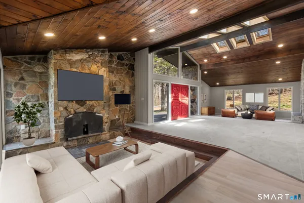 $589,900 | 58 Bush Hill Road, Lebanon, CT 06249
