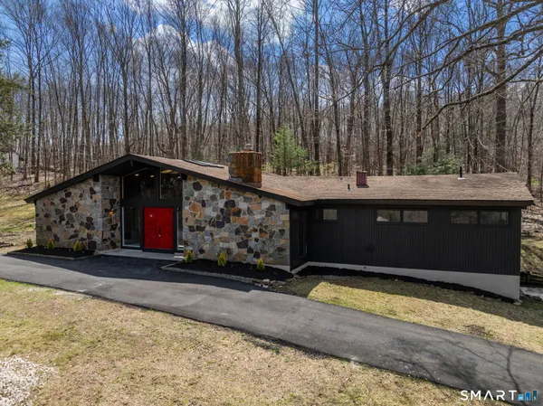 $589,900 | 58 Bush Hill Road, Lebanon, CT 06249