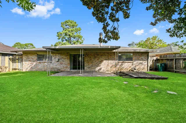 $1,795 | 3308 Kathryn Circle, Pasadena, TX 77503