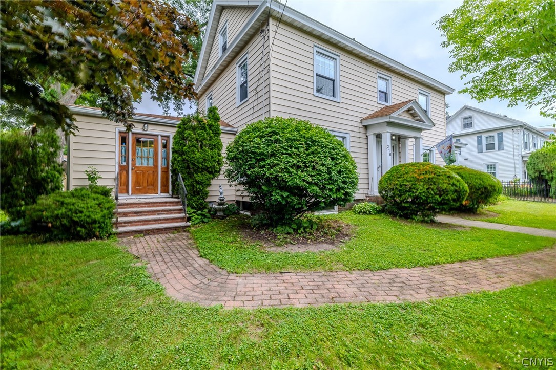 216 Hampton Road Syracuse, NY 13203 - Photo 33 of 40 Separate Entrance