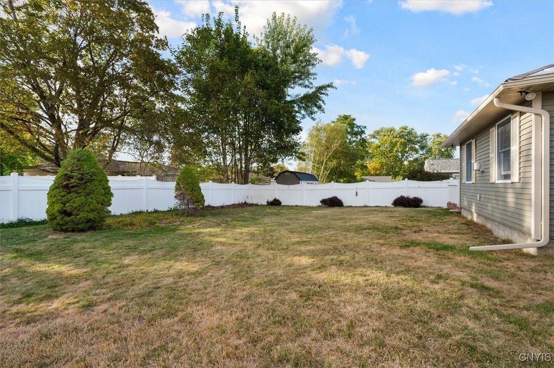 8089 Russell Avenue Rome, NY 13440 - Photo 13 of 32