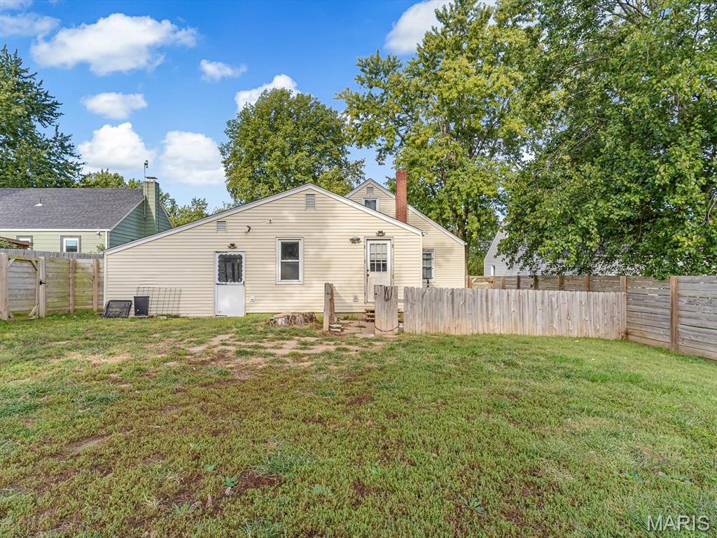 458 North Library Street Waterloo, IL 62298 - Photo 5 of 6 Gallery Image 5