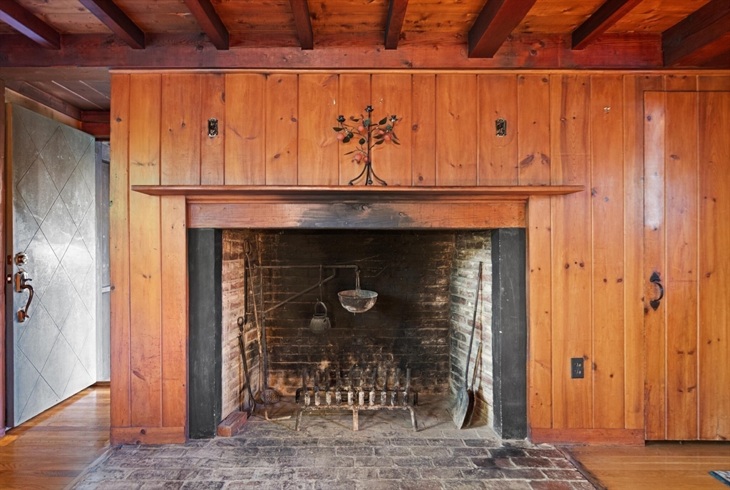 6 Longbow Road Lynnfield, MA 01940 - Photo 8 of 40