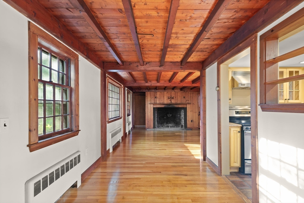 6 Longbow Road Lynnfield, MA 01940 - Photo 10 of 40