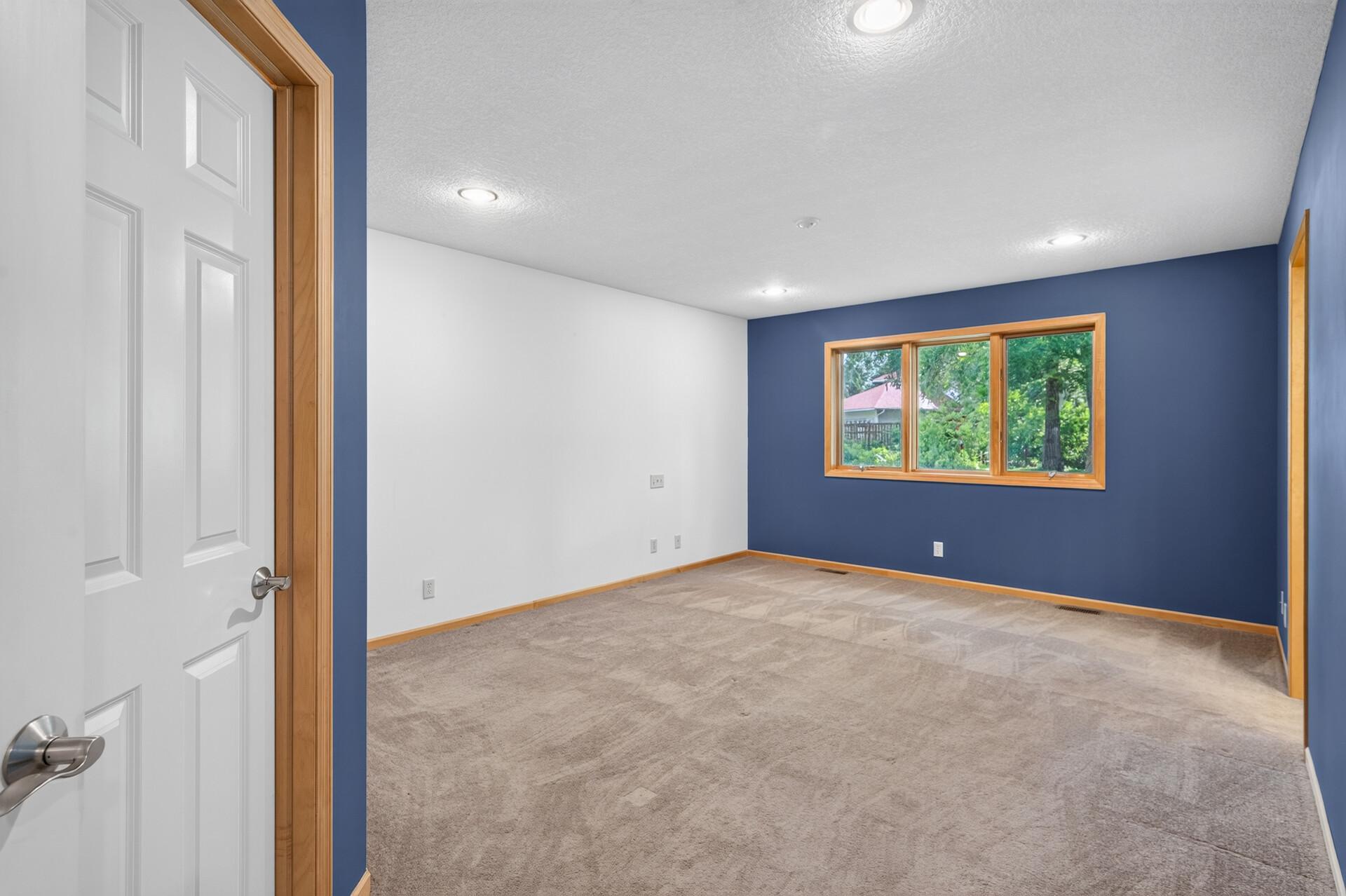 633 Burlington Road St. Paul, MN 55119 - Photo 23 of 70