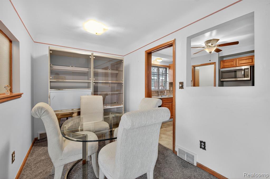 11413 Rutland Street Detroit, MI 48227 - Photo 5 of 31