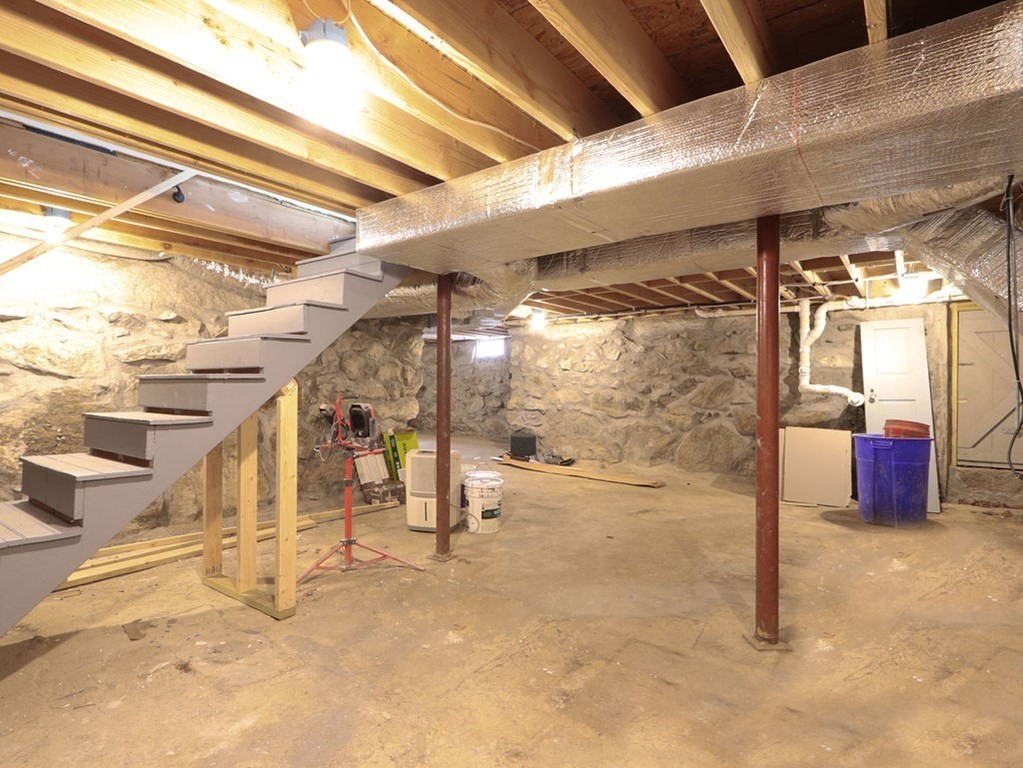 110 Union Street Holliston, MA 01746 - Photo 20 of 34